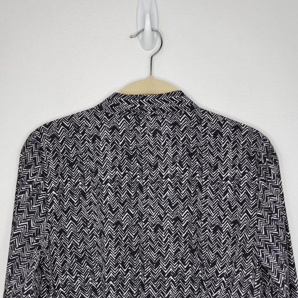 Ann Taylor Factory Black White Chevron Button Up Career Blouse Top Size 0 - Picture 7 of 11